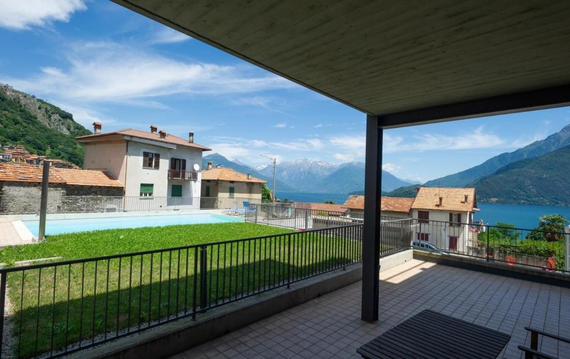 The Sunshine - Apartments With Pool Musso Екстериор снимка