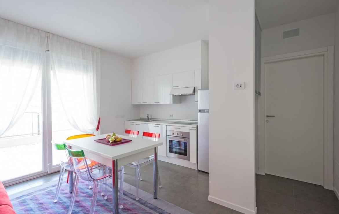 The Sunshine - Apartments With Pool Musso Екстериор снимка